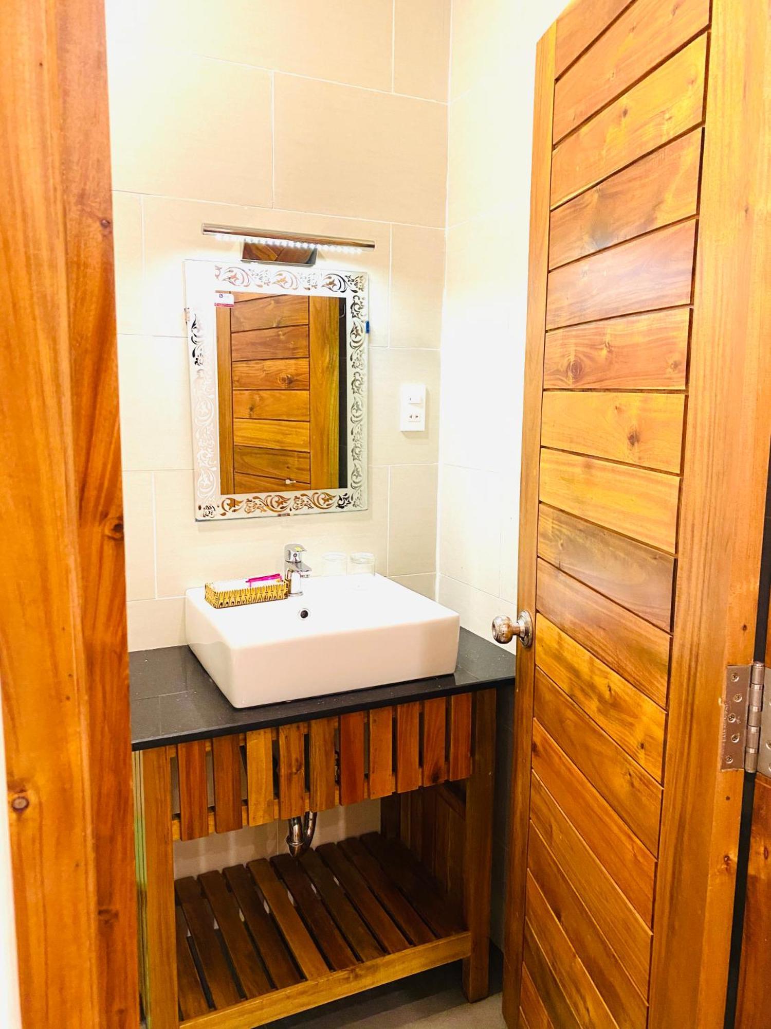 Bien Xanh Hotel Phu Quoc Exterior photo